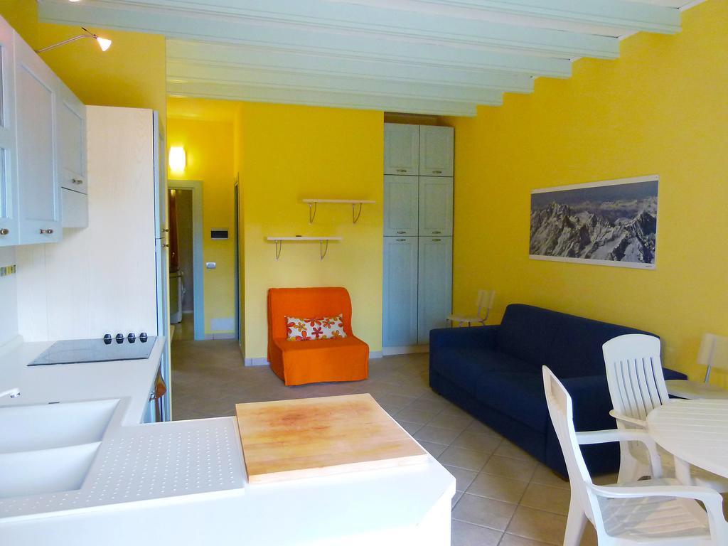 Apartment Hermitage-5 By Interhome Porto Valtravaglia Habitación foto