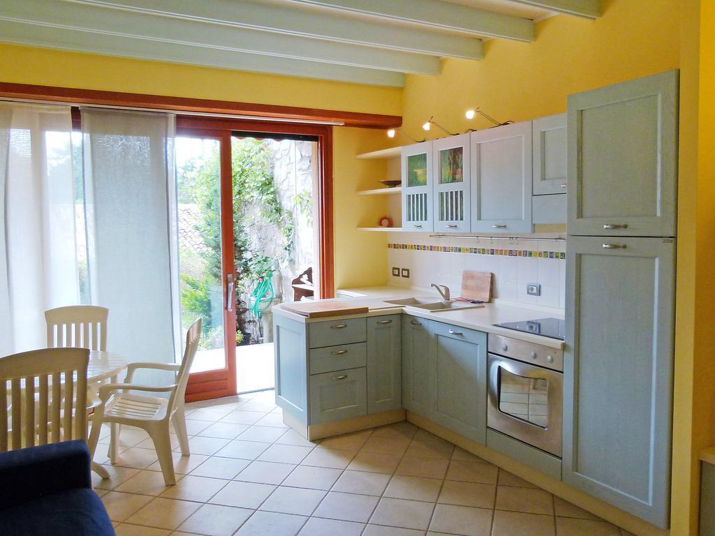 Apartment Hermitage-5 By Interhome Porto Valtravaglia Habitación foto